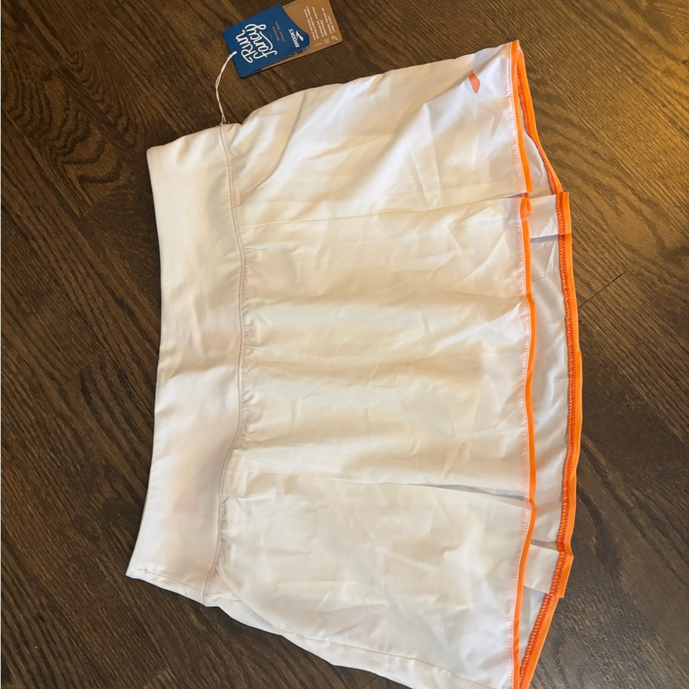 Brooks White Active Wear Skirt with shorts with Orange Trim